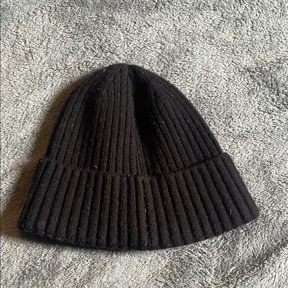 Moncler Black Ribbed Beanie - Picture 4 of 6